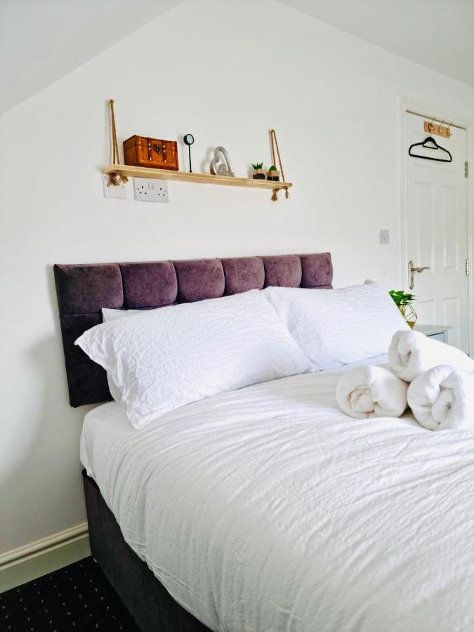 Cosy 3 Bed Apartment Near Birmingham Airport & Nec Perfect For Groups & Contractors! المظهر الخارجي الصورة